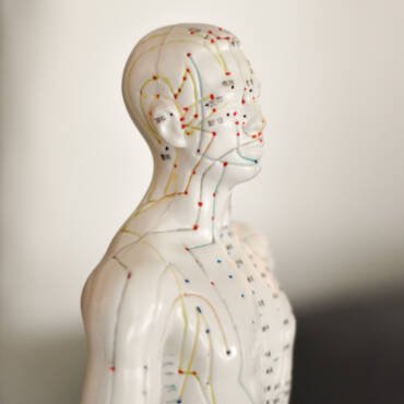 2.Meridianos en la Medicina Tradicional China: El flujo de energía vital para equilibrar tu salud y bienestar